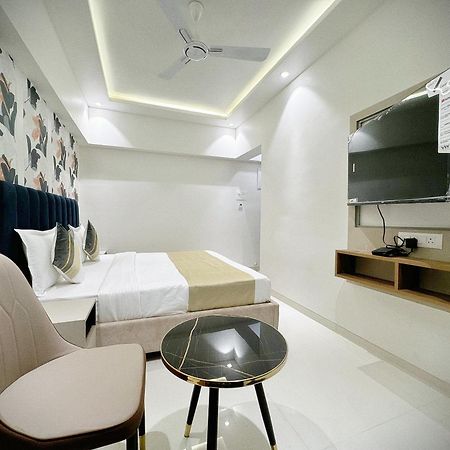 מומביי The Orion - Premium Apartments מראה חיצוני תמונה